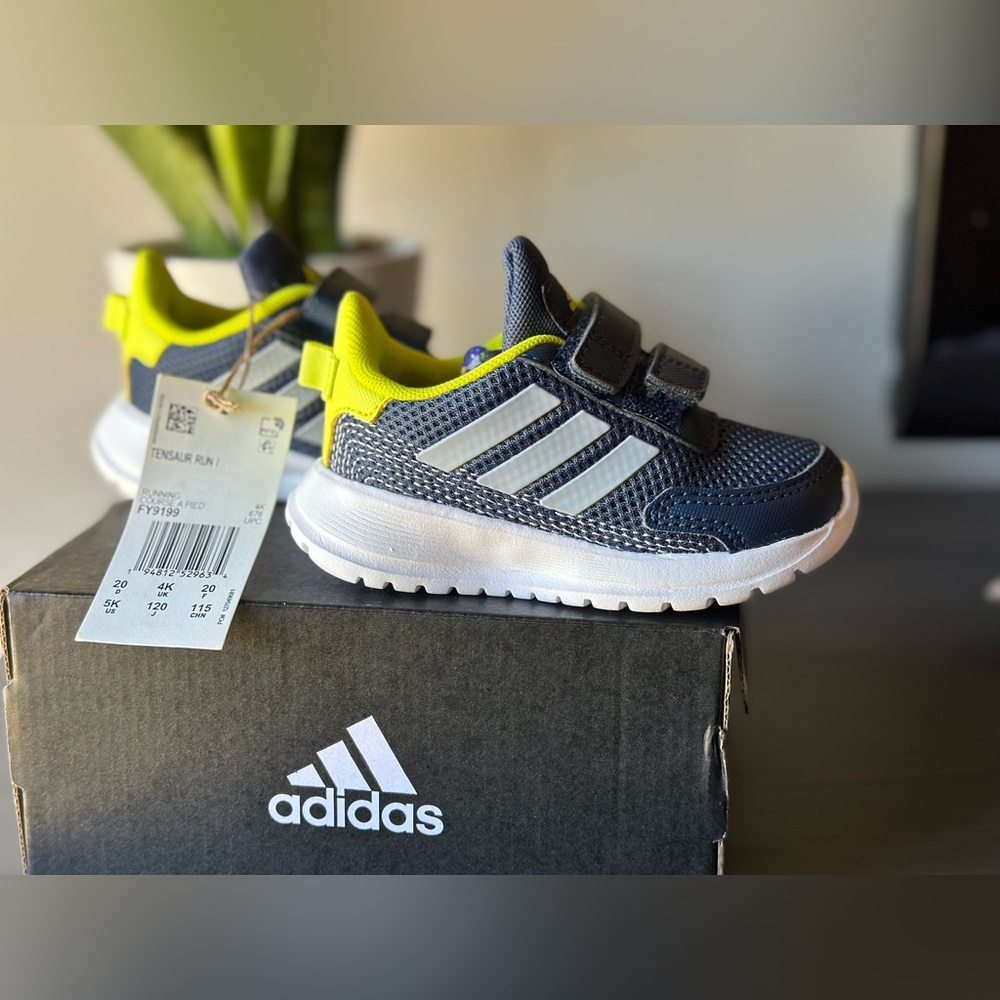 NWT Adidas Tensaur Run I Toddler 5K